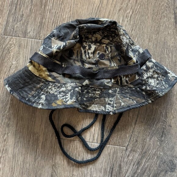 Camo Bucket Hat - Picture 5 of 6